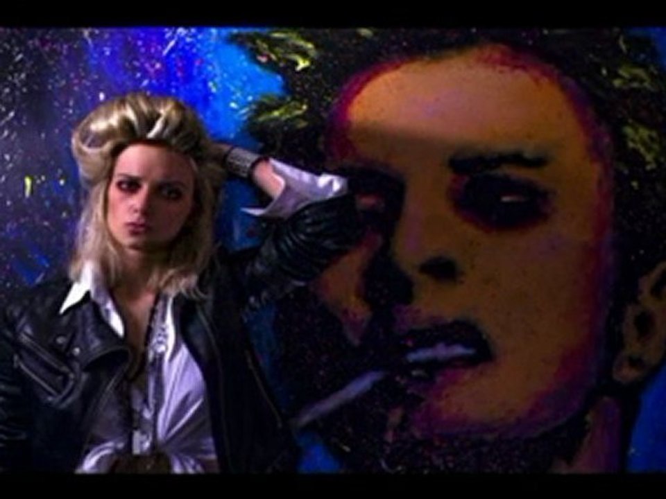 Malcolm Roxs painting David Bowie in Russia.