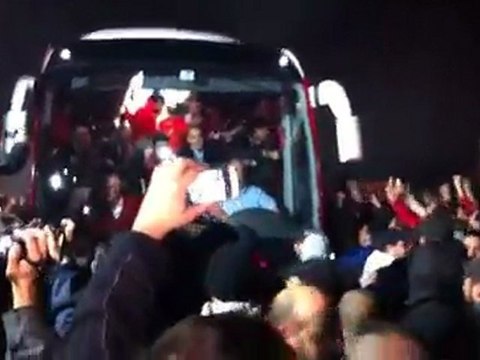 Άφιξη Ολυμπιακού στο Ρέντη