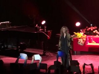 Lara Fabian -- Mare surpriza la Bucuresti !