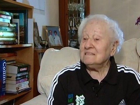 Diana Gould: 100-year-old Olympic torchbearer