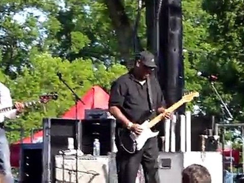 Chicago Blues Festival 6-12-2011 @ 5:09 PM