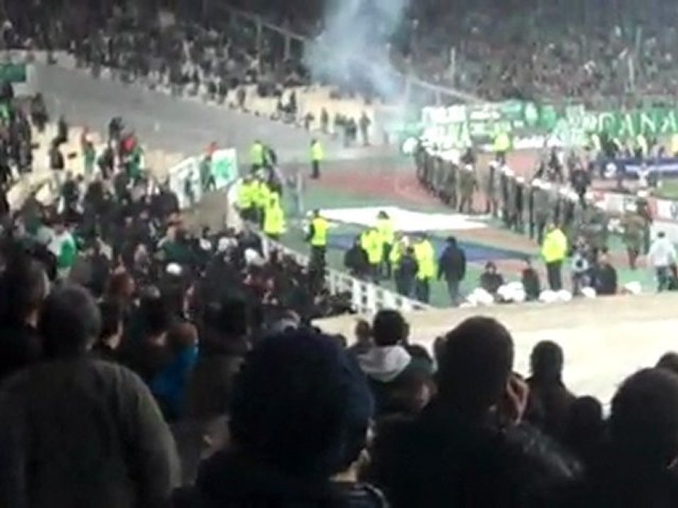 Επεισόδια στο ΟΑΚΑ (ΠΑΟ - Ολυμπιακός) Part  2