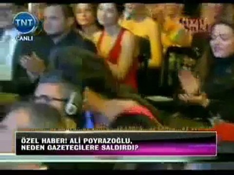 TUBA BÜYÜKÜSTÜN 6, Elle Award 2-12-2011