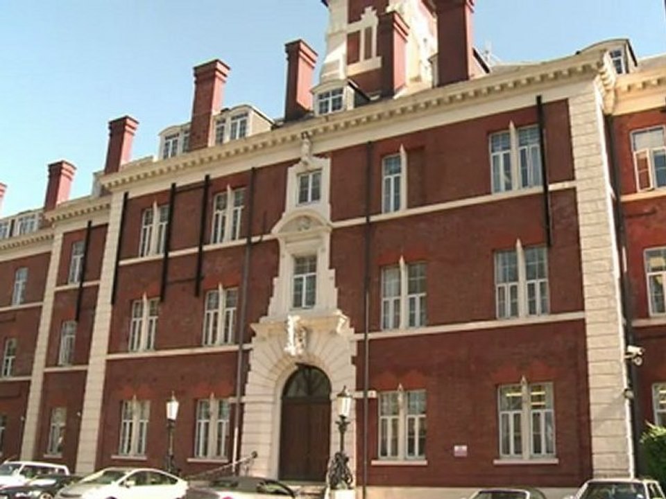 Muamba hospitalisé au Chest Hospital pour un arrêt cardiaque