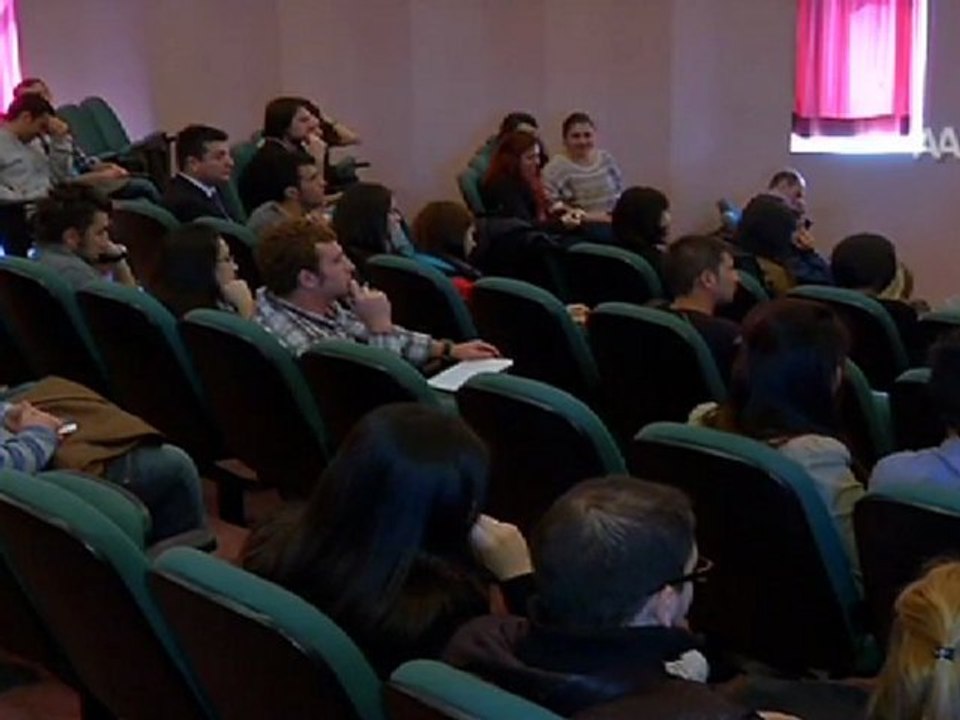 Dünya kamuoyunu etkilemek için çalışıyoruz