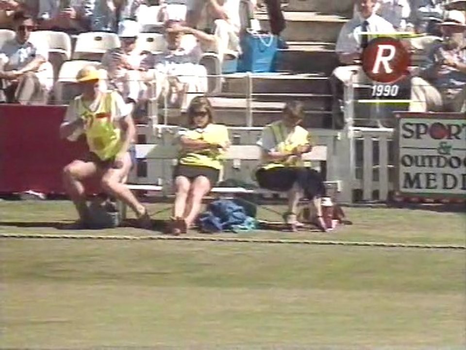 1990 B&H Cup Final, Lancs v Worcs Highlights - Dieselkhan
