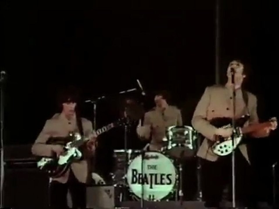 The Beatles - Smack My Bi*ch Up (Live)