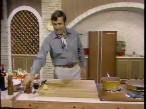 The Galloping Gourmet 「ポーク串焼き スペイン風ソース」