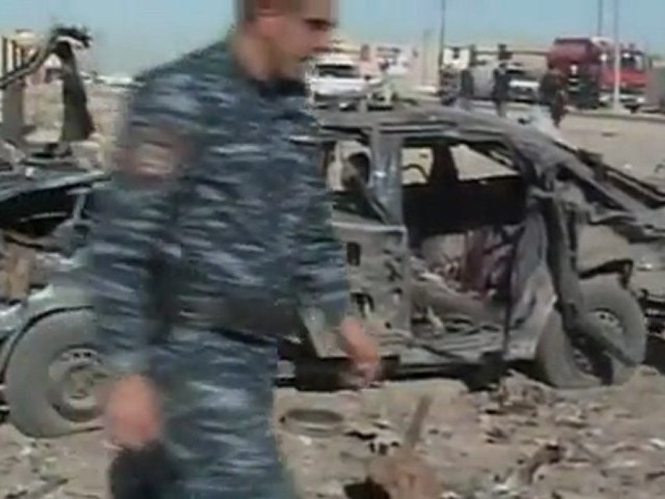 Blasts kills at least 39
