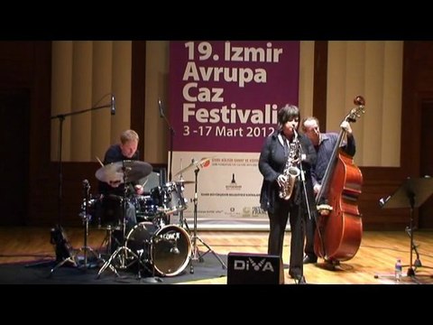jazz GERALDİNE LAURENT Time Out Trio 19. İzmir Avrupa Caz Festivali