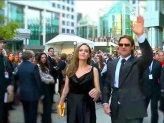 Experience the TIFF 2012 Red Carpet with L'Oréal Paris