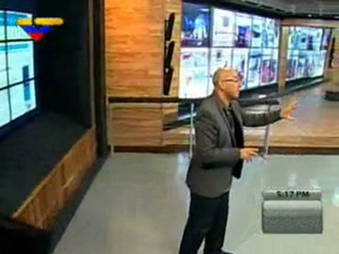 (VIDEO) Cayendo y Corriendo: NuevoHerald revela Plan-B / Rumores=Negocio del agua embotellada / Caricatura racista 19.03.2012 1/2