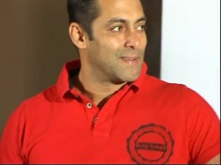 Salman Khan To Turn Tarzan For His Brother Sohail Khan - Bollywood Gossip