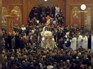 Multitudinario adiós al papa copto Shenuda III
