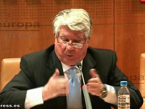 Fernández: Los servicios mínimos los marca la ley