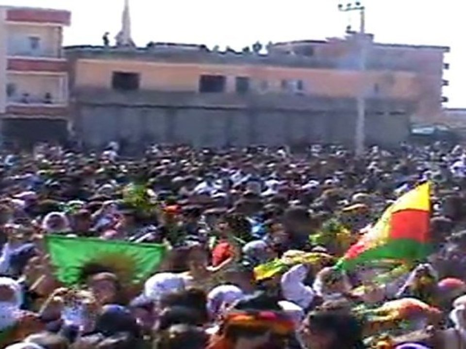 İDİLDE NEVRUZ KARGAŞASI