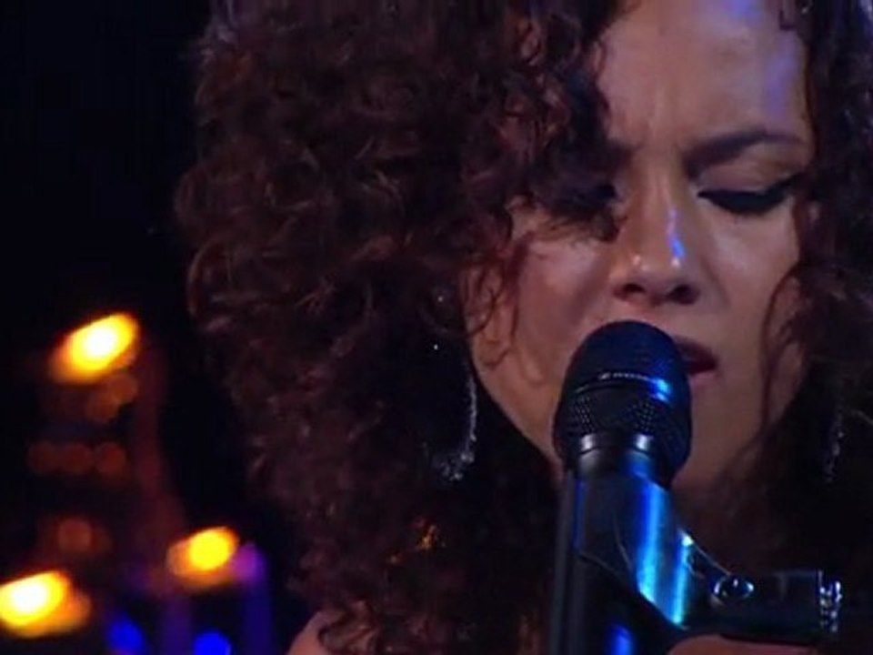 Alicia Keys - Why Do I Feel So Sad (Piano & I: AOL Sessions 1)