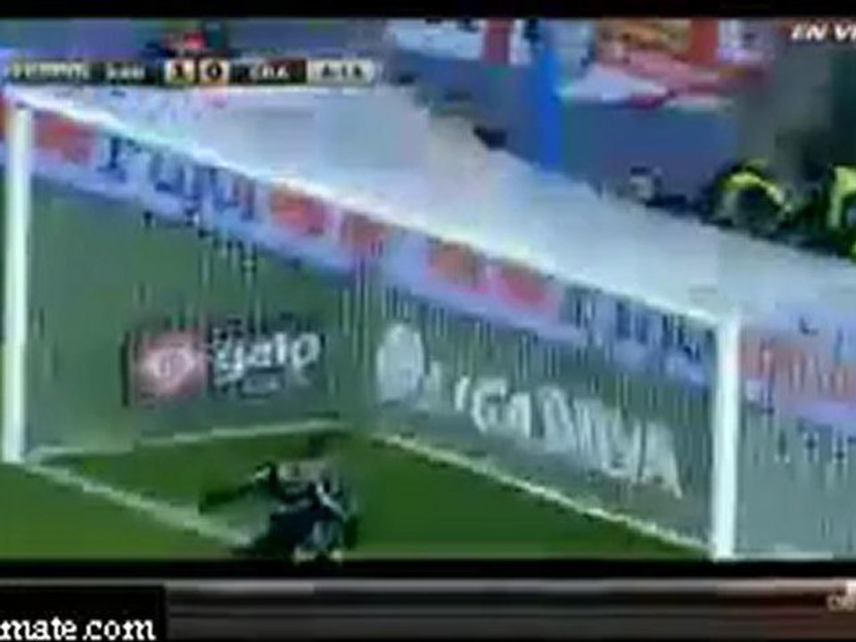 1-0 Xavi...