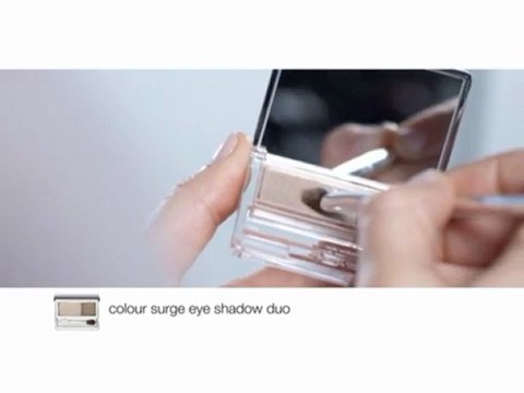 Applying Smokey Eye Makeup with Clinique - Jenna Menard Skincare Tips