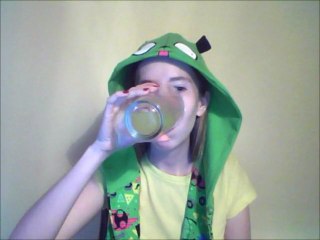 AnimationEnthusiast drinks Powerade