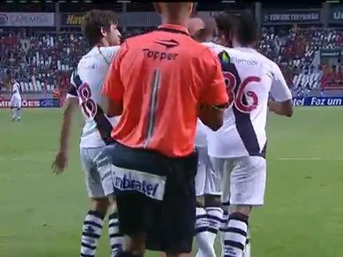 Bóng Ðá _ Fellipe Bastos ghi bàn sau pha dá ph-t - kho-ng cách 30m