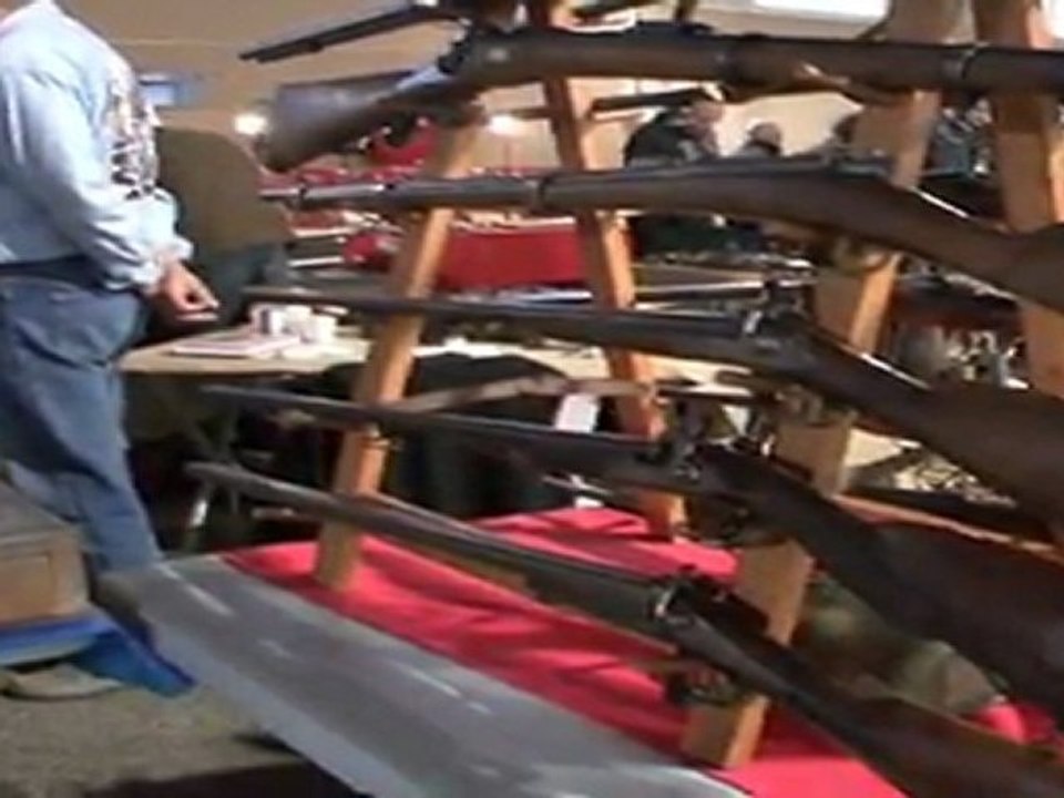 La Ciotat TV - La bourse aux armes anciennes