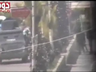 فري برس ريف دمشق دوما إطلاق رصاص عشوائي في السوق 20 3 2012