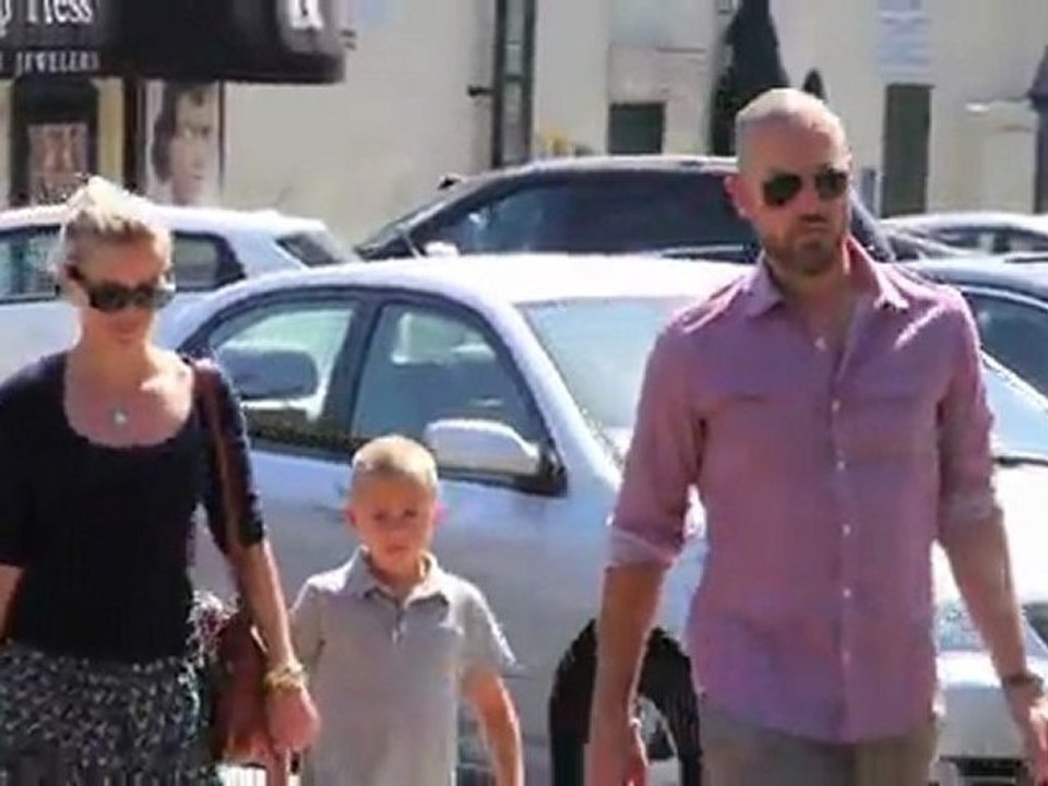Reese Witherspoon Pregnant With Third Child!