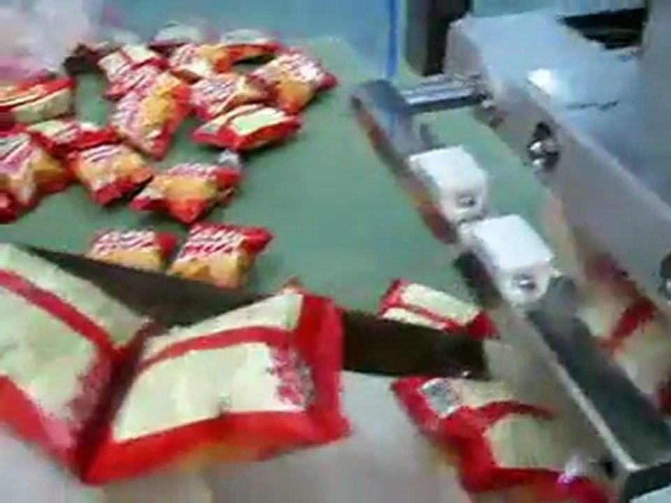 fried snack packing machine
