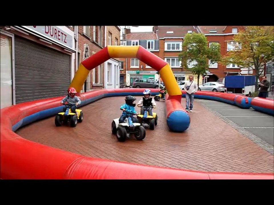 Exposition de vieilles voitures