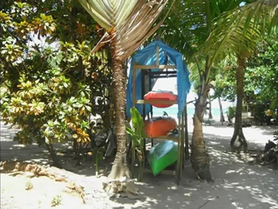 Roatan Villa "Savanah's" directly on West Bay Beach (Roatan, Bay Islands, Honduras) by Island Rose - Roatan Home Rentals