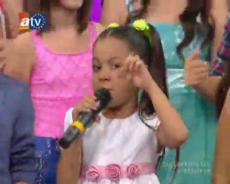 Erkilet Güzeli (Bir Şarkısın Sen Çocukları)