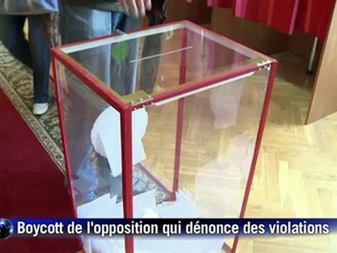 Le Bélarus élit ses députés, un scrutin boycotté par l'opposition