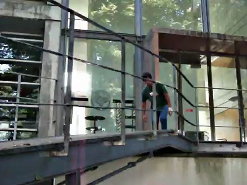 Emanuel Costa - skate footage 8 Set 2010