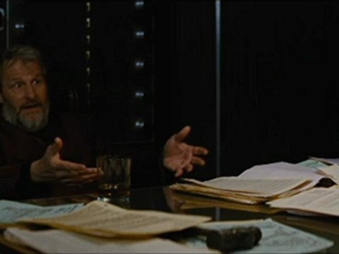 Looper - I put a gun in your hand