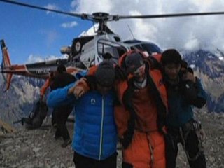 Climbers die in Nepal avalanche