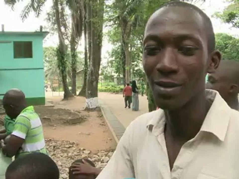 Le zoo d'Abidjan survit malgré les crises