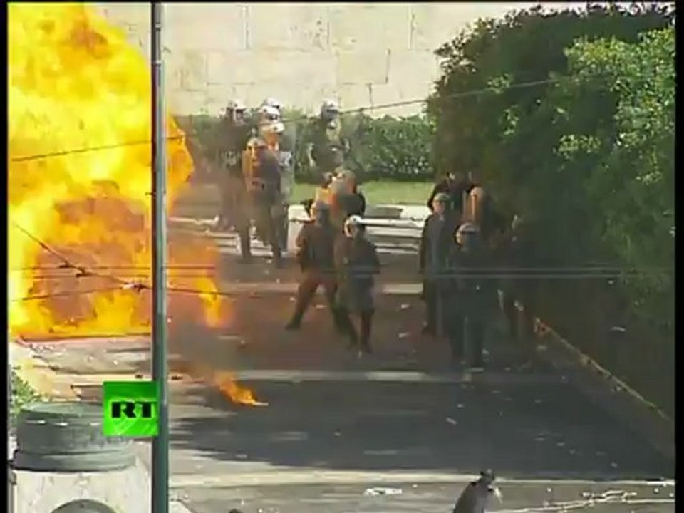 Anger in Athens: Video of riots at mass Greece protest