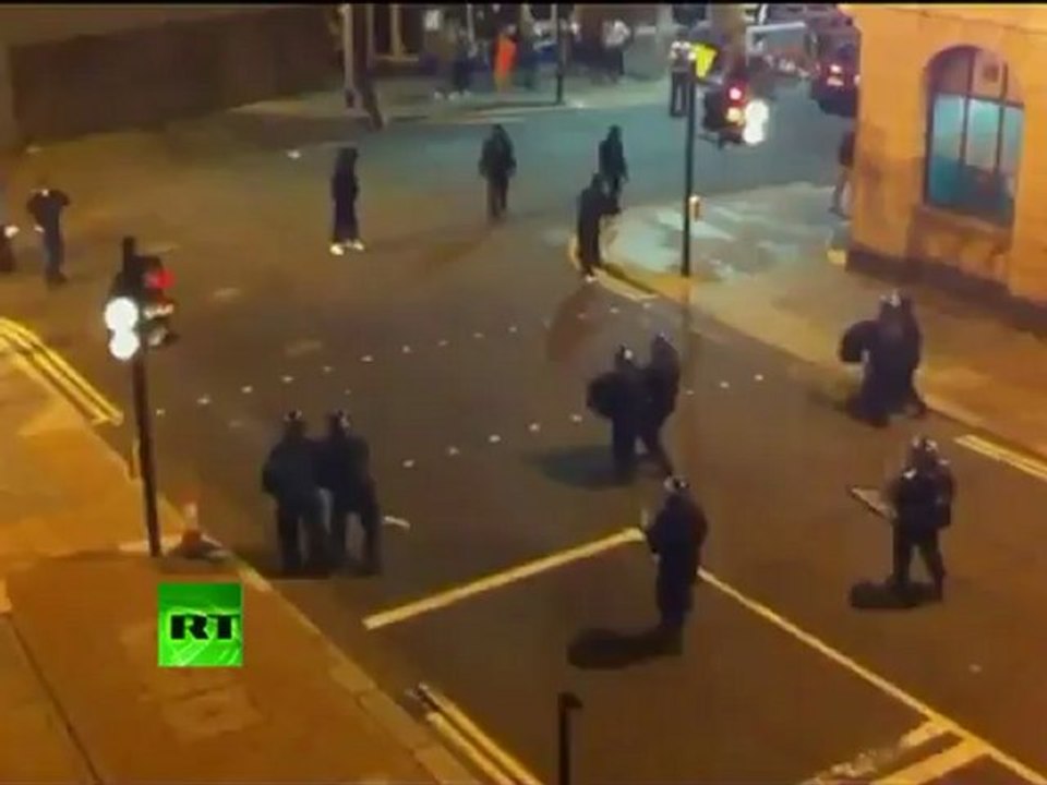 London Street Battles: Video of mad clashes, riots out of control