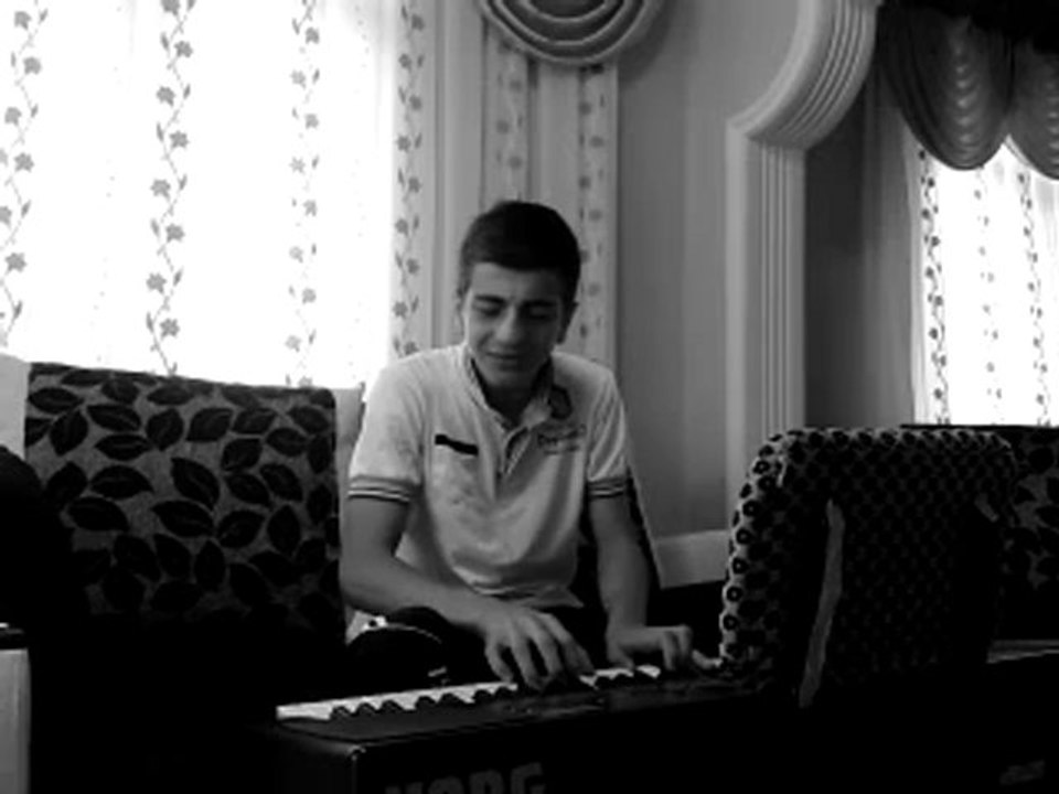 Damar Karadeniz ( ÇOK OLDU AĞLADUĞUM )