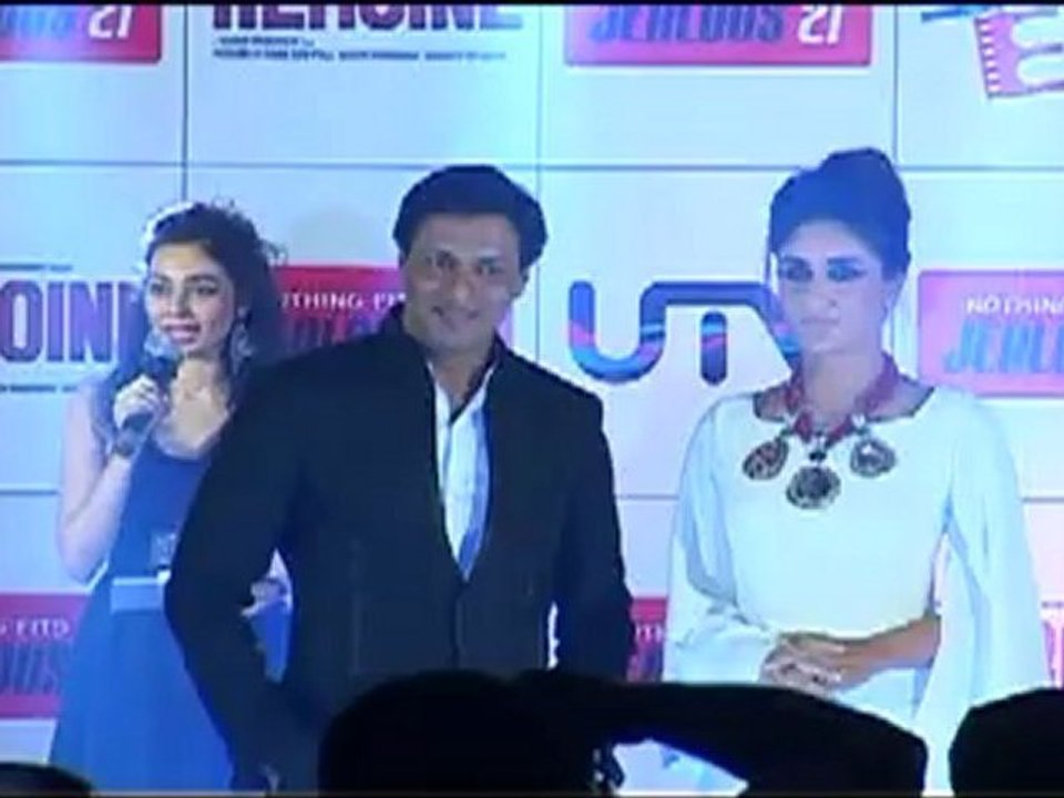 Kareena Unveils D All Heroine Inspired Collection Jealous 21-02