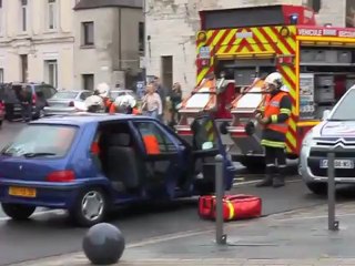 Cambrai : une dame désincarcérée dans un accident en centre-ville