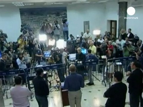 Israel: Ehud Olmert condenado a 1 año de prisión,...