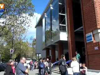 PSG : les houleux supporters du foot interdits de hand