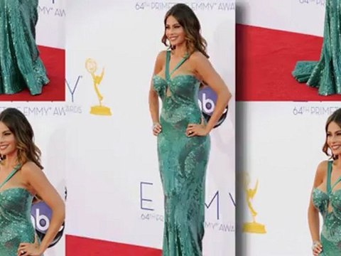 Stars Look Beautiful in Blue at the Emmy Awards