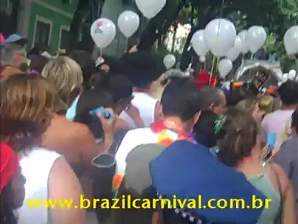 2013 Rio Street Carnival Guide Brazil Bloco Volta Alice Rio Brasil
