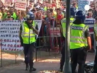 Portuguese force austerity plan back to drawing board