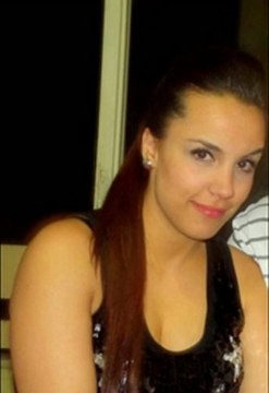 Seda Tripkolic Ft. Nakris -Herşeyden Uzak Bir Yerde (Yeni 2012)