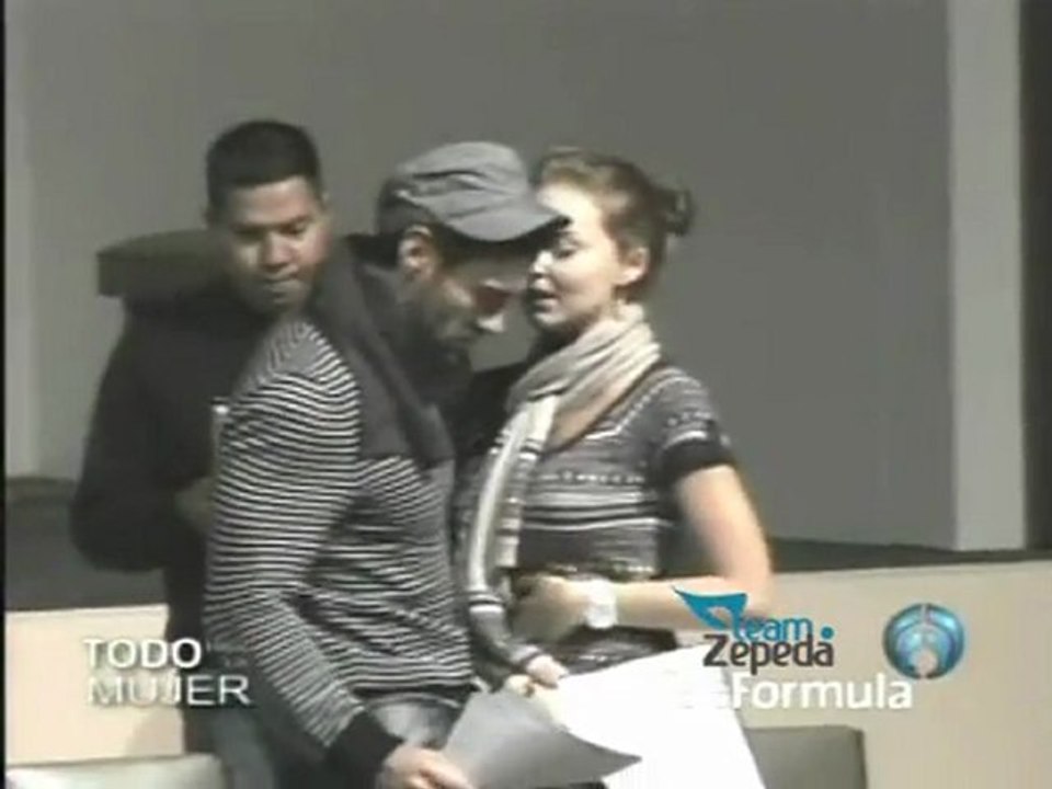 David Zepeda @davidzepeda1 está enfermo de la garganta, seguirá de manera independiente en la música || TPLM