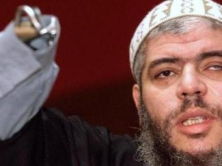 UK cleric's extradition appeal rejected